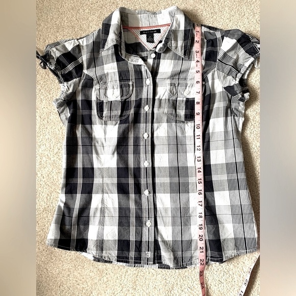 Tommy Hilfiger Women Cap Sleeve Plaid Button up Top Shirt  Small 100% Cotton - Picture 6 of 8